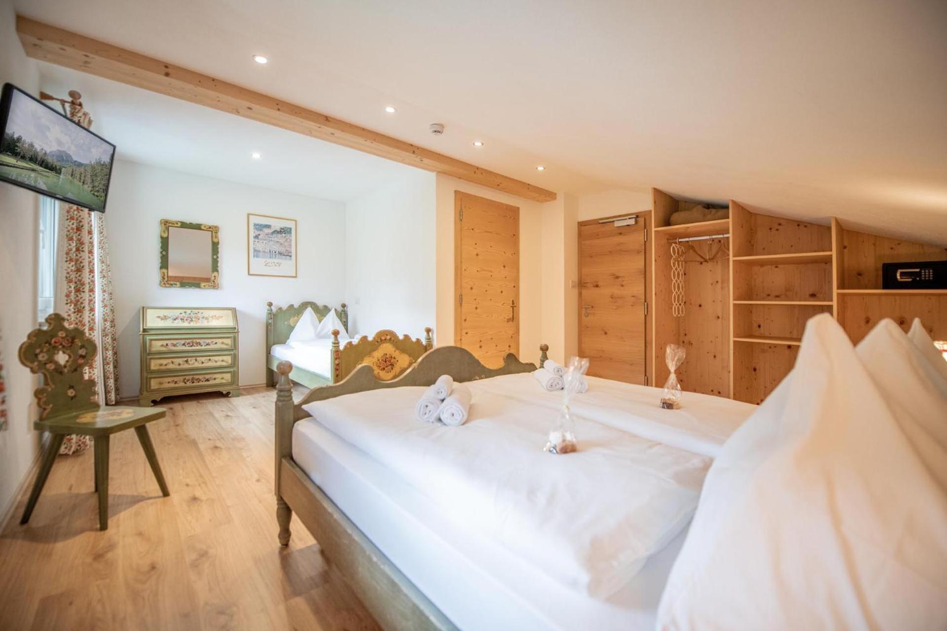 Hotel Lago Della Creta San Vigilio Di Marebbe Bagian luar foto